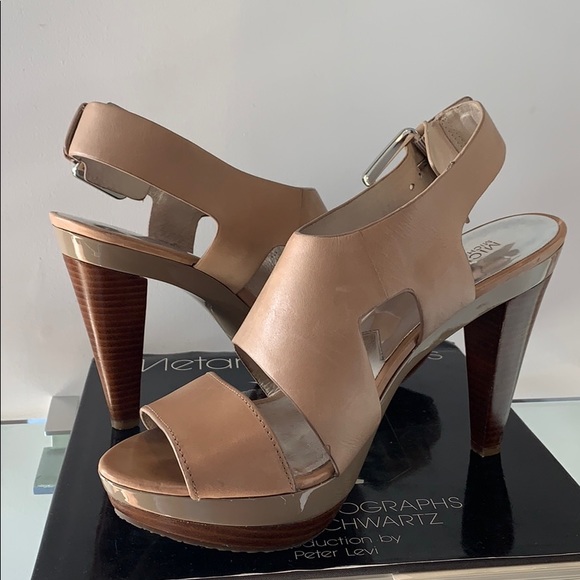 Michael Kors Nude Leather Platform Strap Heels 10m - Picture 1 of 8
